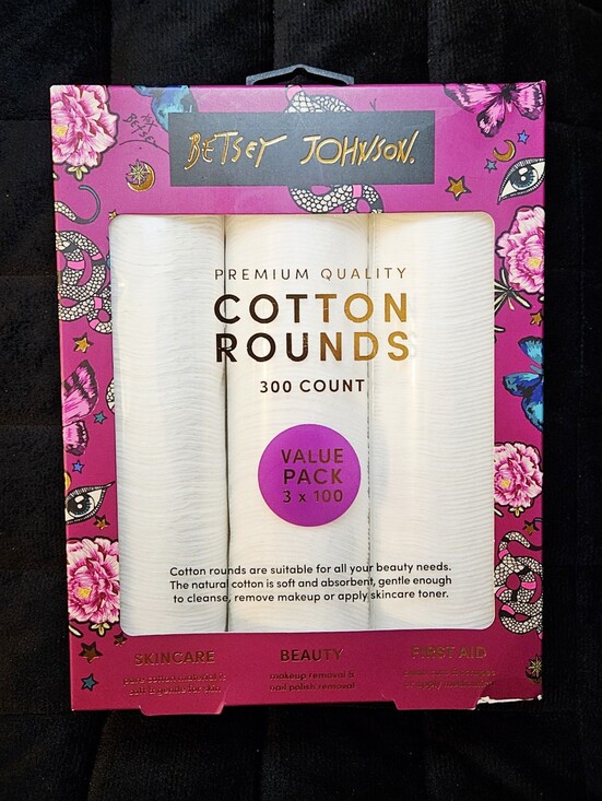 Betsey Johnson Other - Betsey Johnson 300ct Premium Cotton Rounds